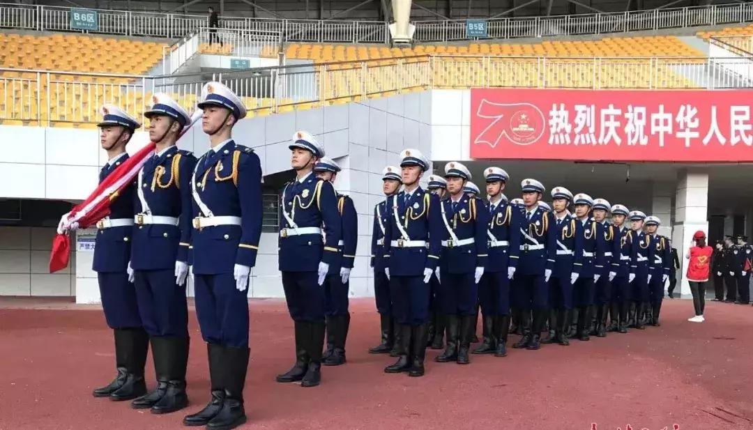 临夏奥体中心和兰州奥体哪个好,临夏最好看的奥体中心