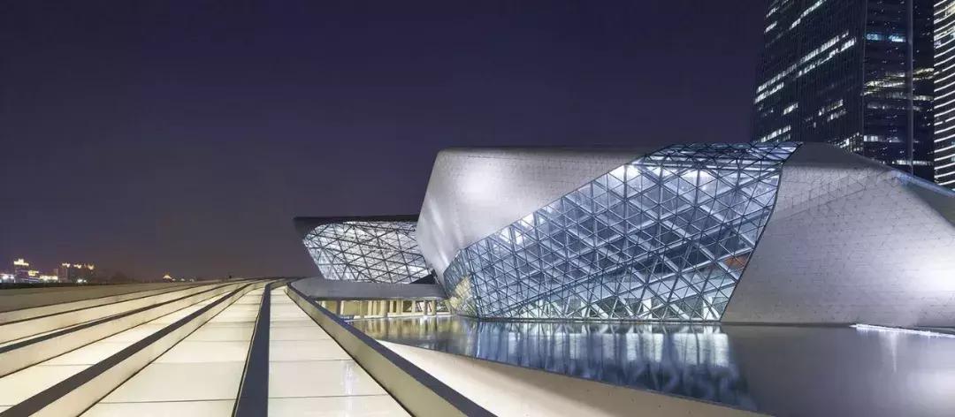 大兴机场历时几年修建,大兴国际机场花多少亿建成