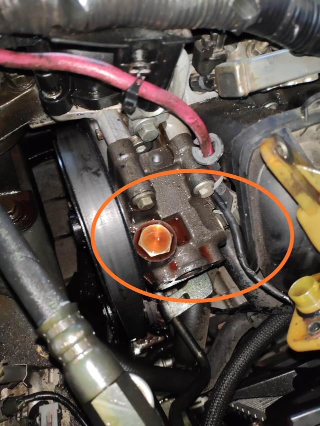 修理工修车失误导致车辆受损,修理工维修中犯了大错