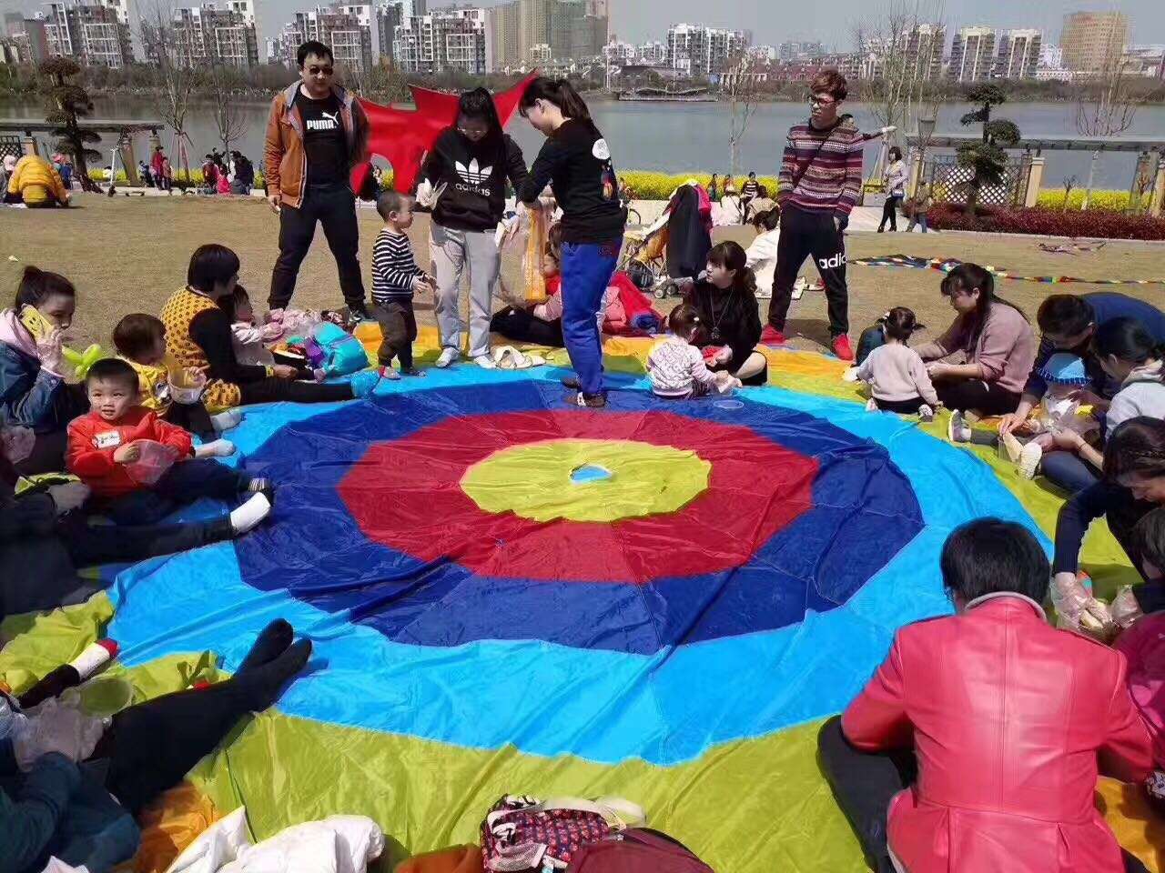 丧偶式教育会发生什么问题,丧偶式家庭教育对个人影响