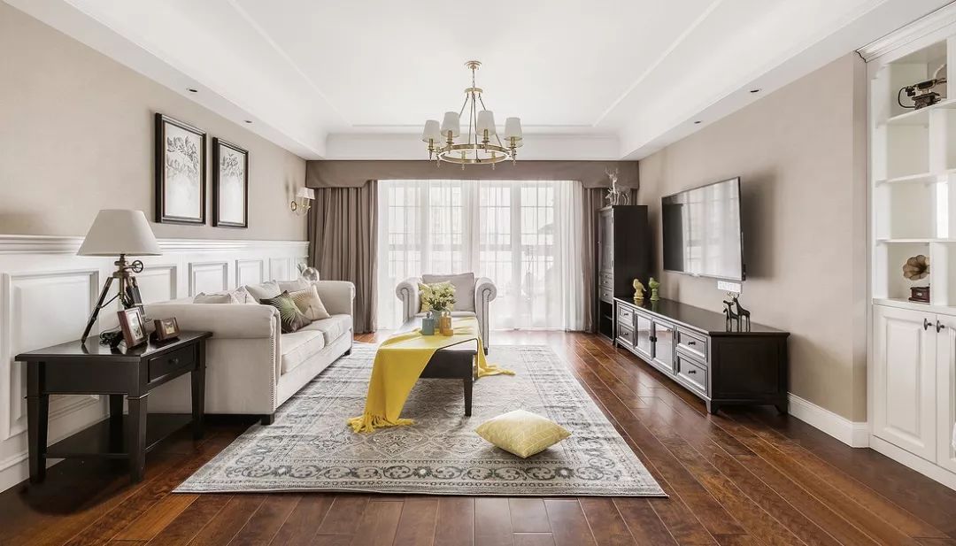 20平美式衣帽间和主卧一体图,轻奢美式小户型衣帽间