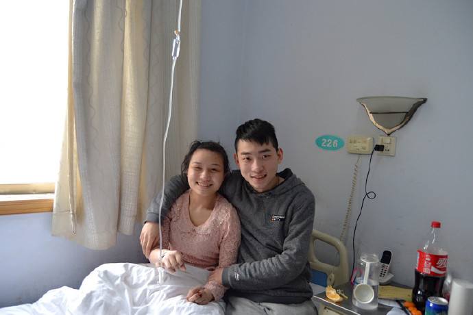 癌症女孩只剩三个月生命上台寻亲,患癌女子寻找女儿