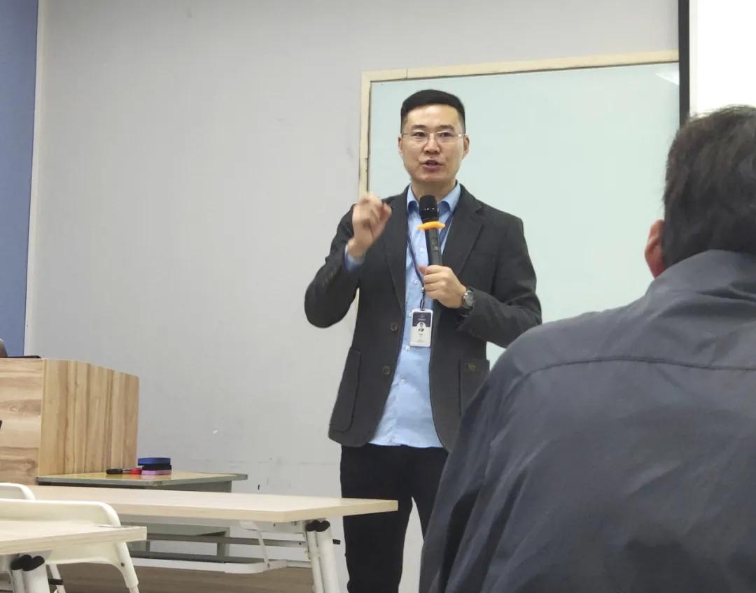 打造“优师优课”无线星空教育：每个老师都有秘密*器武**