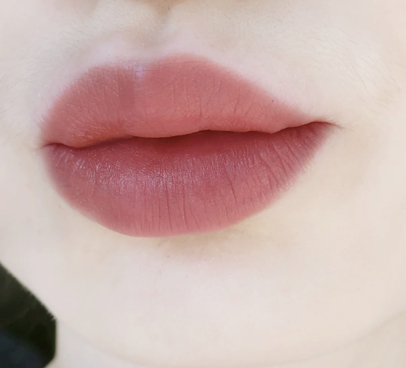 3cemurmuring口红适合黄皮吗,什么牌子口红颜色黄皮显白