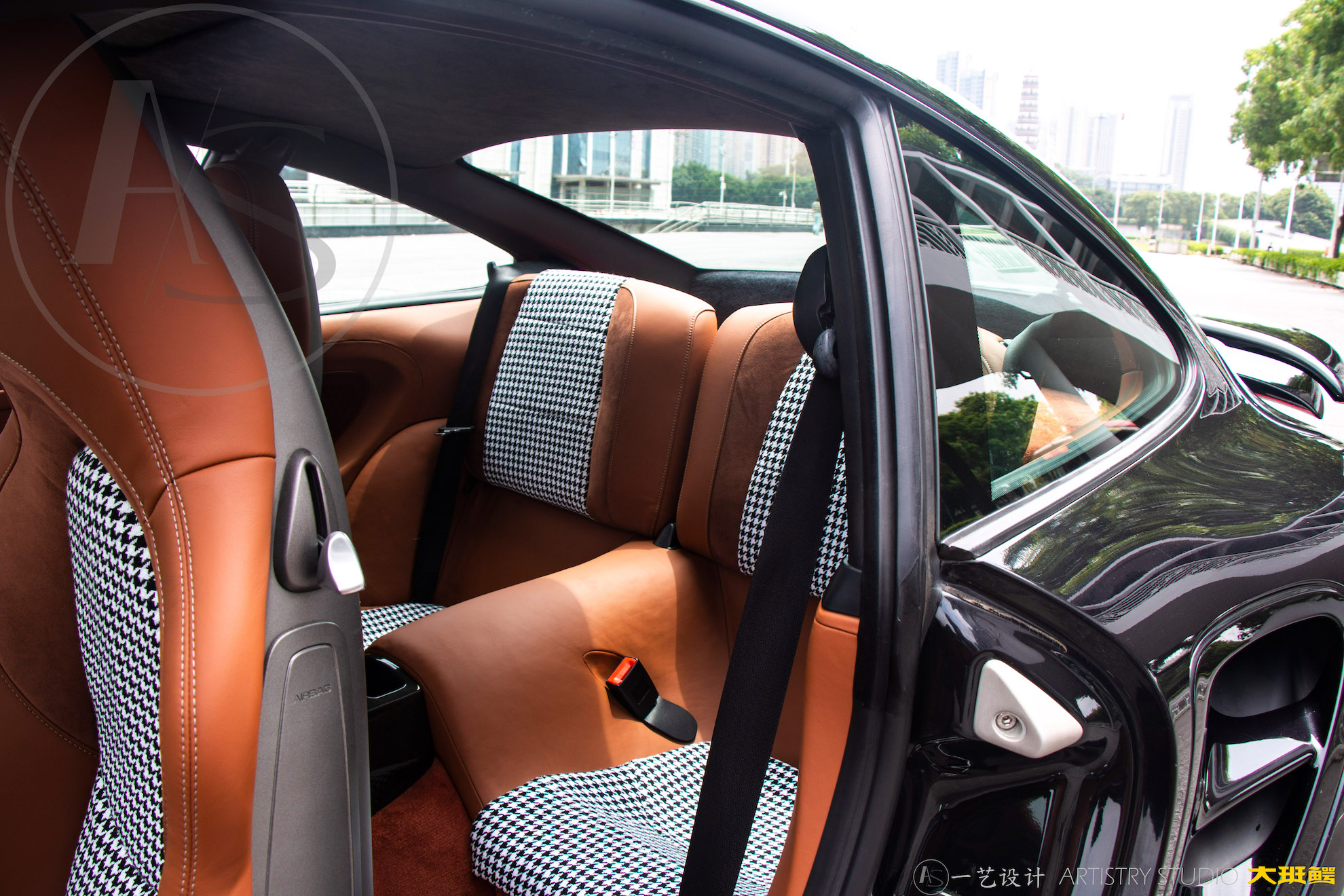 保时捷911与718跑车的区别,保时捷911turbos992敞篷跑车