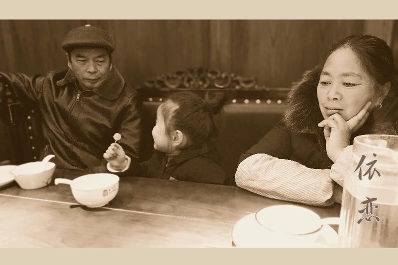 爸爸再爱我一次观后感蓝光,2022年食管癌中晚期抗癌成功案例