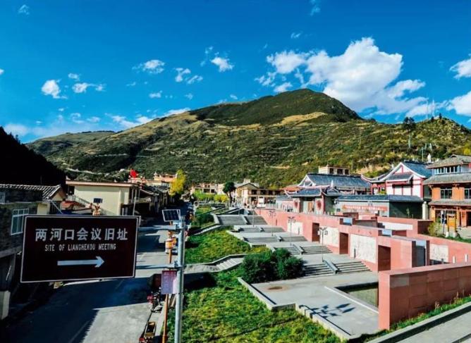 46岁女红军和丈夫相认,女红军与丈夫走失40年后重逢