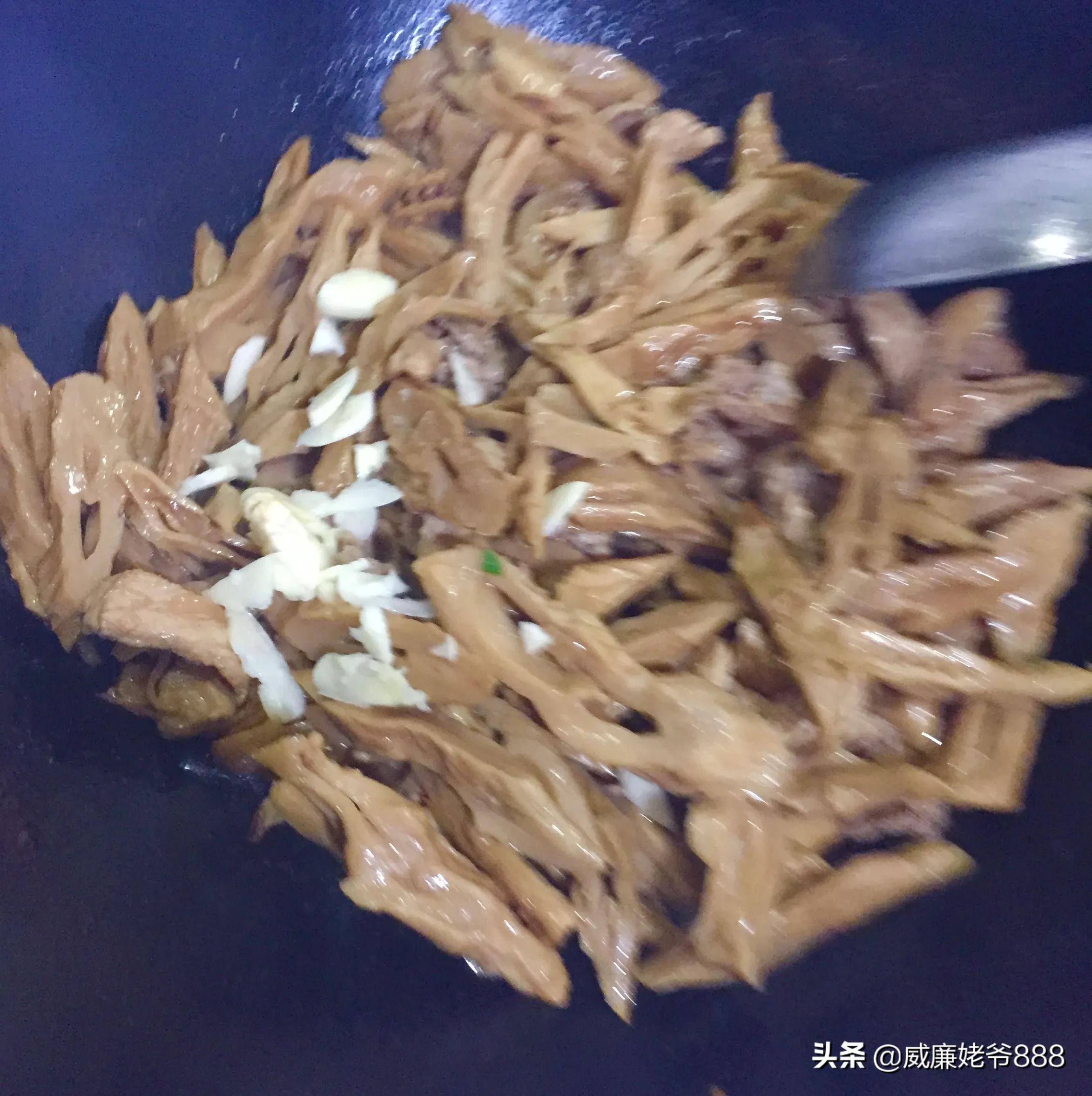 用干竹笋烹制的菜肴,美味可口的干竹笋烹饪方法