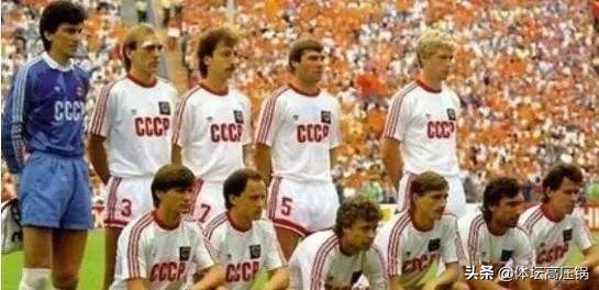 2010世界杯荷兰痛失冠军,1990年世界杯荷兰三剑客