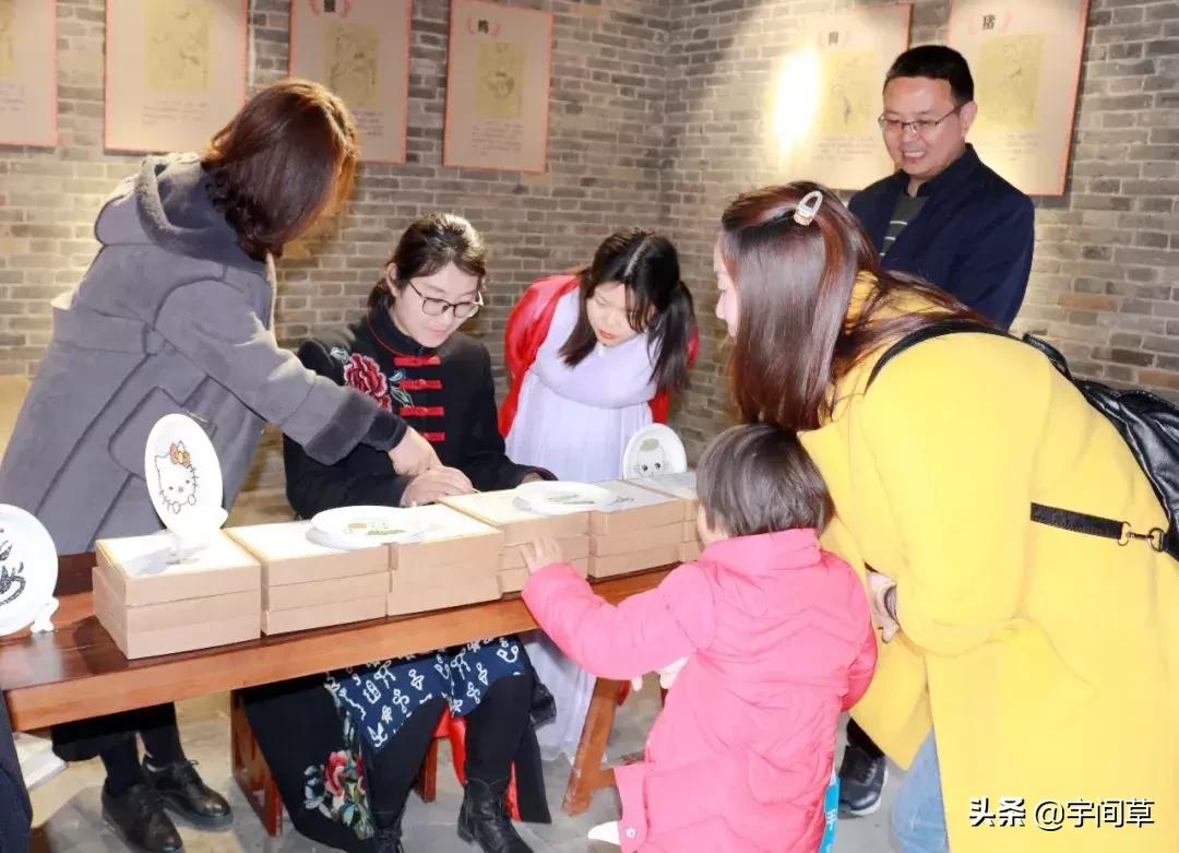 研学好时节不负好时光,和老同学一起旅游台儿庄古城