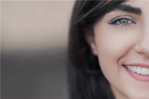 牙齿上火牙龈痛怎么止痛,牙龈肿是牙齿坏了还是上火引起的