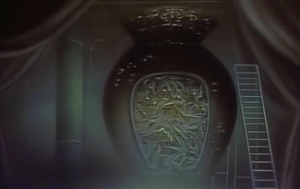 恐怖宠物店：男子养美人鱼当宠物,每天必须喂饱她,否则就会被惩罚