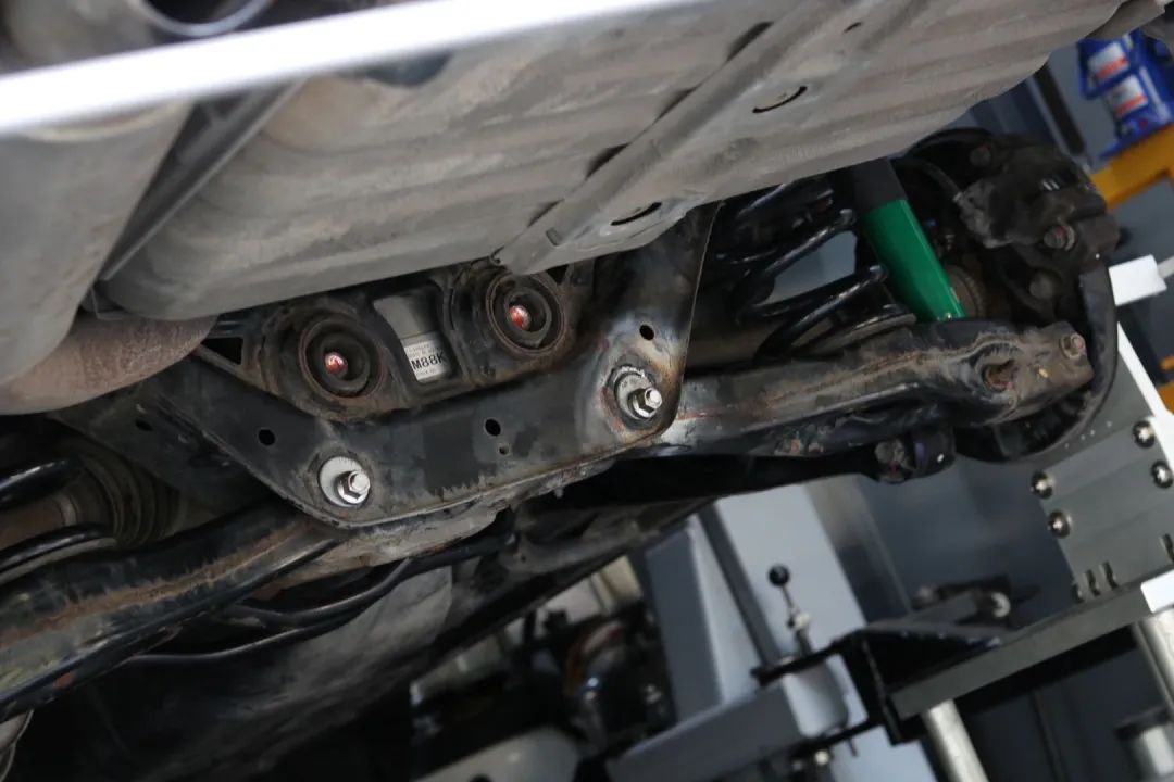 老车翻新修复三菱帕杰罗v97,帕杰罗v97整车整备翻新长视频