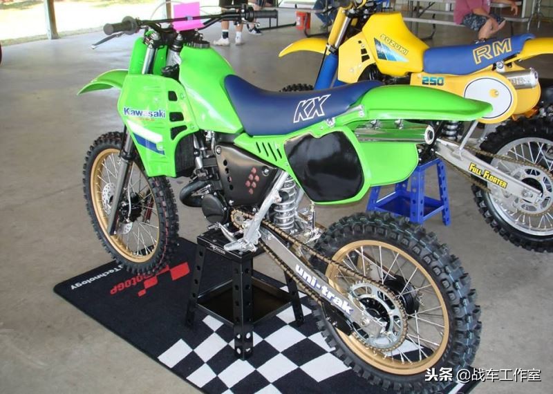 日本打仗摩托车,日本摩托车大战