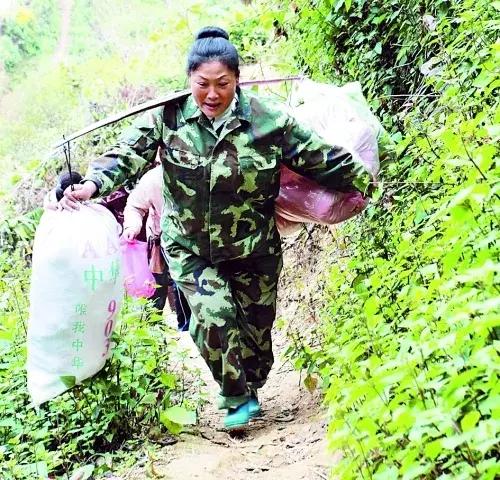 她养育87个孩子,九成考上大学,20个考入北大清华