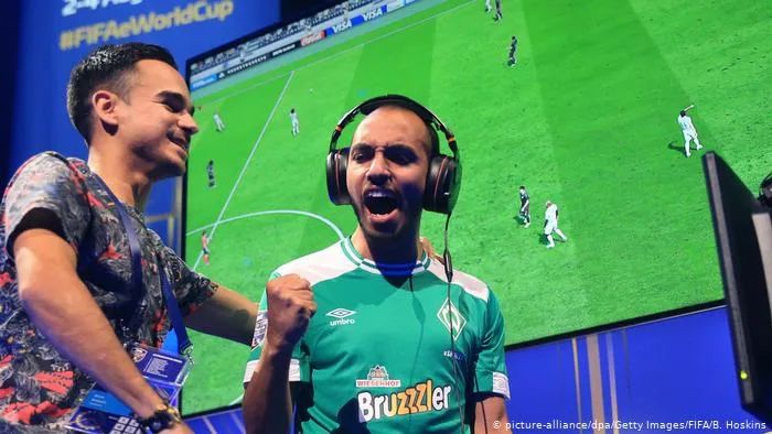 当世界第一中场遇上世界第一门将,当世界第一遇到全球第一