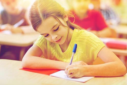 左撇子有什么好处和坏处,孩子是左撇子需要刻意改吗