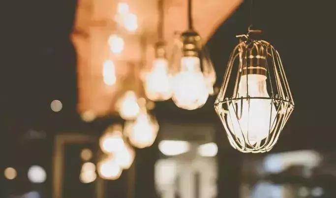 离婚后因为孩子的事如何避免吵架,两夫妻吵架离婚该怎样打破僵局