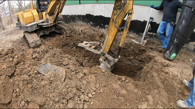 挖掘机挖土的技巧,挖掘机挖土技巧