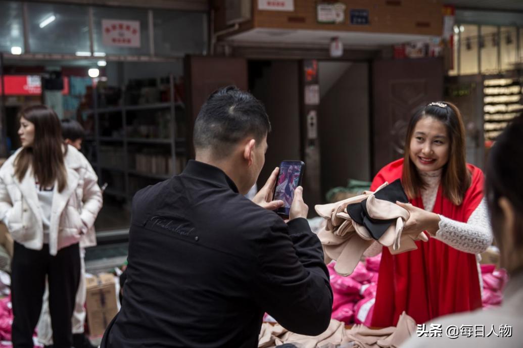 直播带货退热，房租高涨，来北下朱期待暴富的人梦碎了