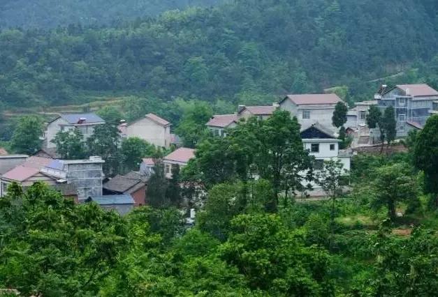 深切怀念敬爱的祖父祖母,看望我的祖母