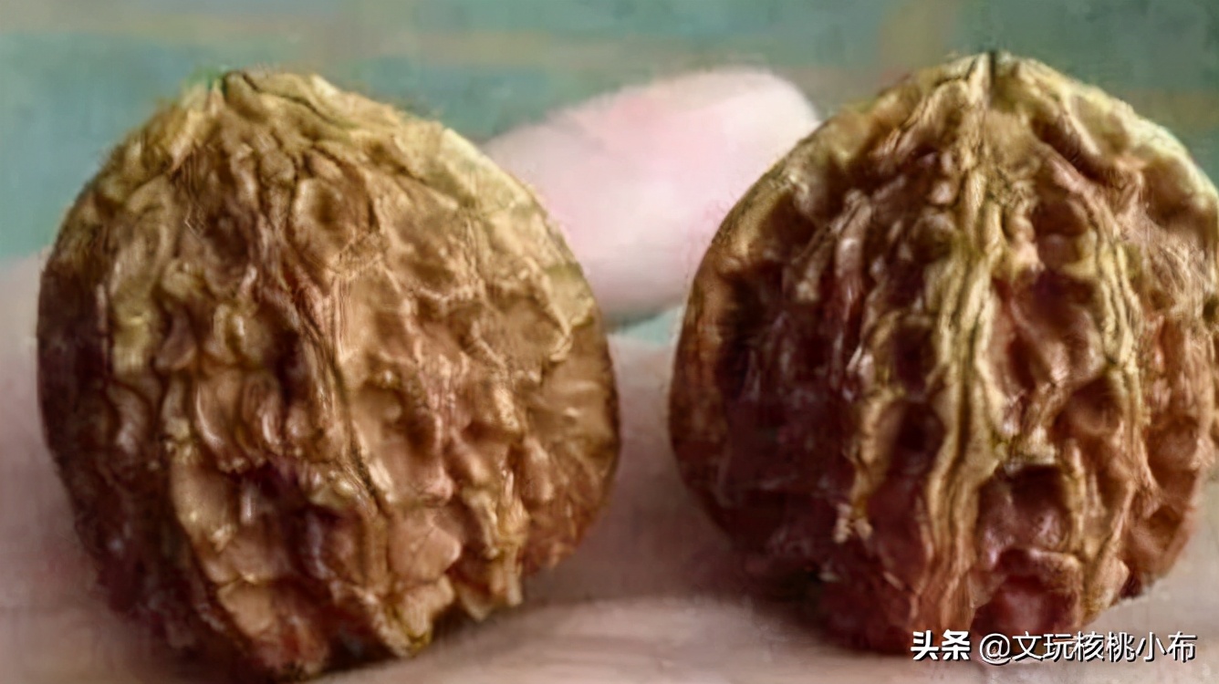 文玩核桃有2毫米黄尖可以盘玩吗,文玩核桃黄尖花皮阴皮是什么意思