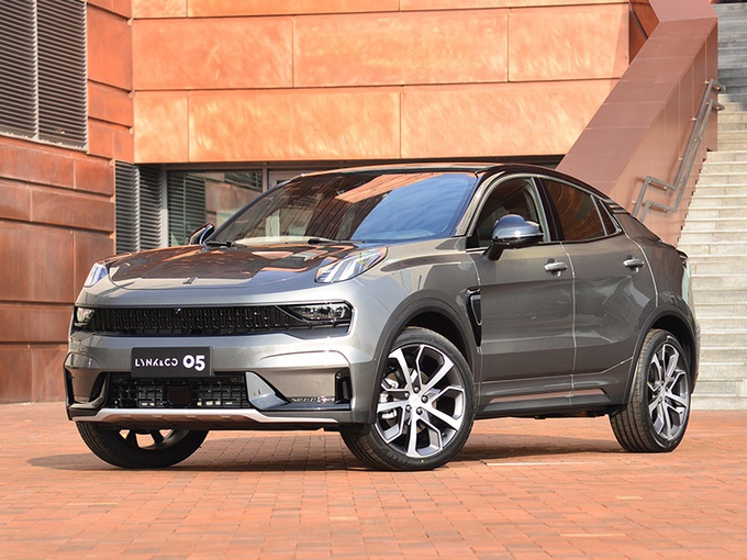 长安cs75plus奇瑞瑞虎8plus哪个好,奇瑞瑞虎8plus长安cs75plus懂车帝