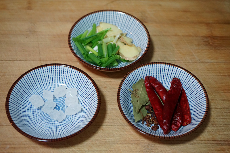 软烂熟烤鸡爪教程,家常烧鸡爪简单做法