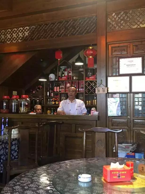 成本才几十块钱？这口“网红”的章丘黑锅，“舌尖”不背！