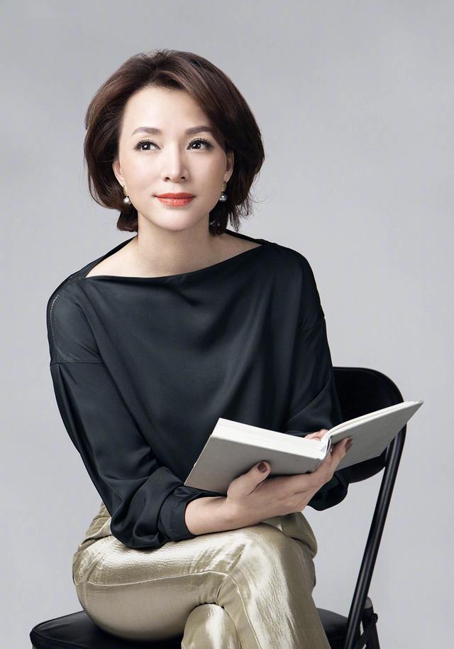 韩雪最新机场私服造型,韩雪最新机场穿搭