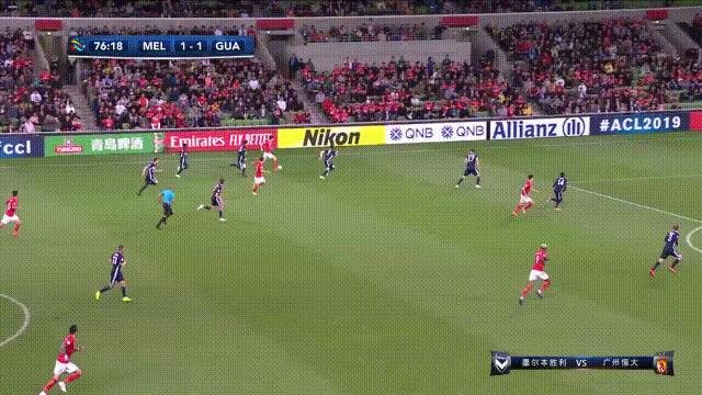 战法点转换技巧,三角传球跑位练习详解