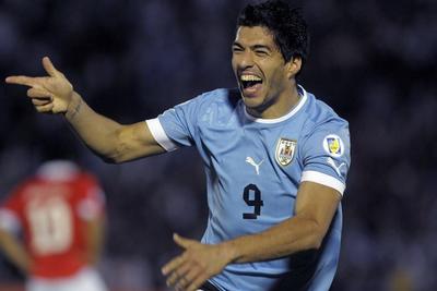 足坛十大现役前锋除梅罗外,足坛最佳球员梅罗