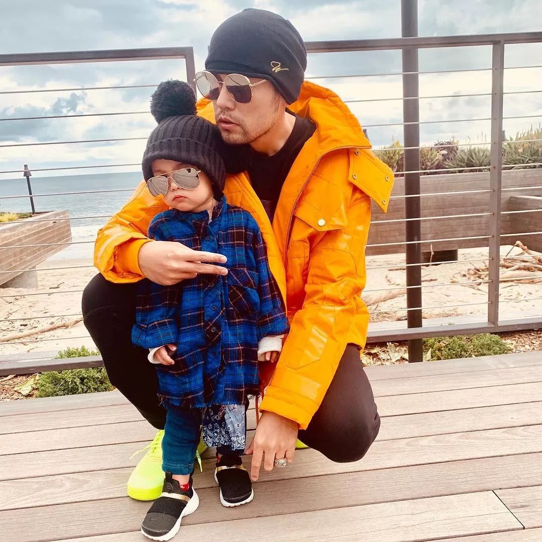 周杰伦自己拍的视频,周杰伦婴儿照
