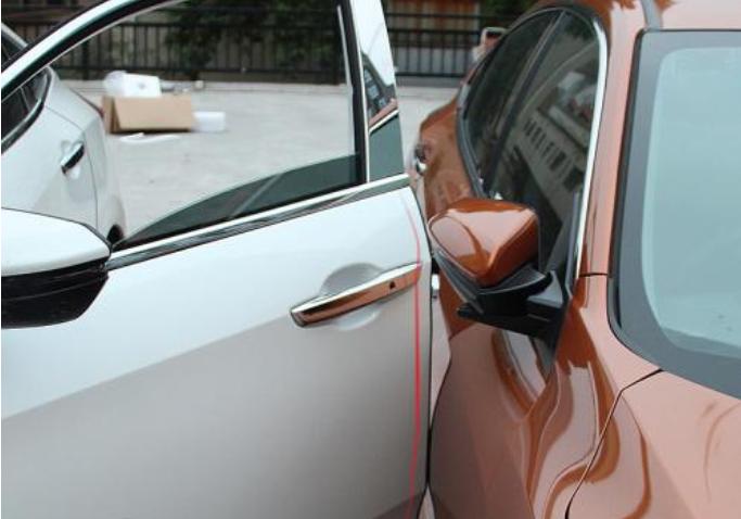 白色车漆里灰色水渍怎么处理,车漆上面有密密麻麻的小水渍