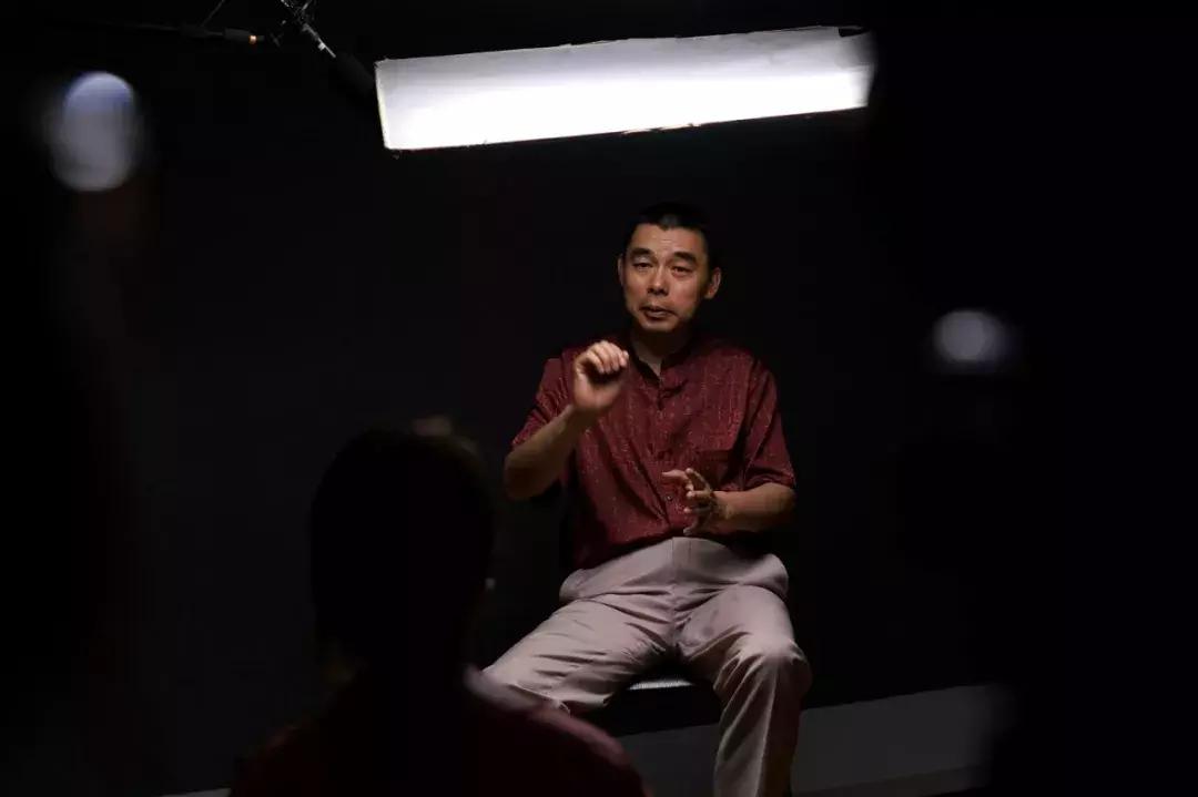 中国第一部00后成长纪录片：新一代终于不再争着当官发财