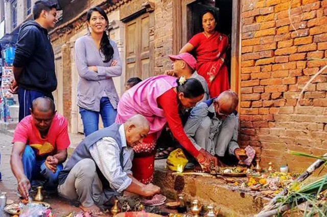 尼泊尔一妻多夫制情况如何,尼泊尔的一妻多夫制不会尴尬吗