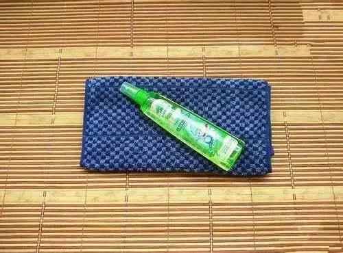 下雨天被子去螨虫的方法,春天天气潮湿怎么去螨虫