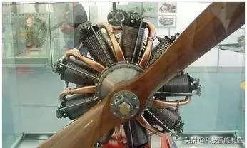 飞机降落原理是参考天鹅的吗,飞机降落反推动画原理