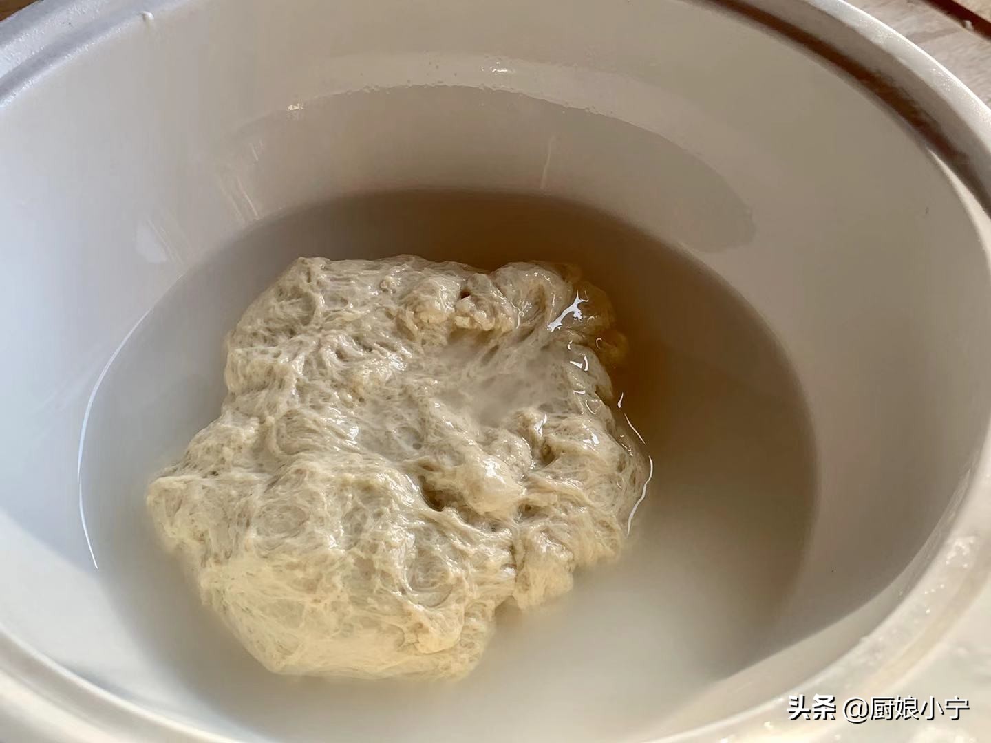 自制凉皮不筋道的秘诀,手工凉皮怎么做才能又软又筋道