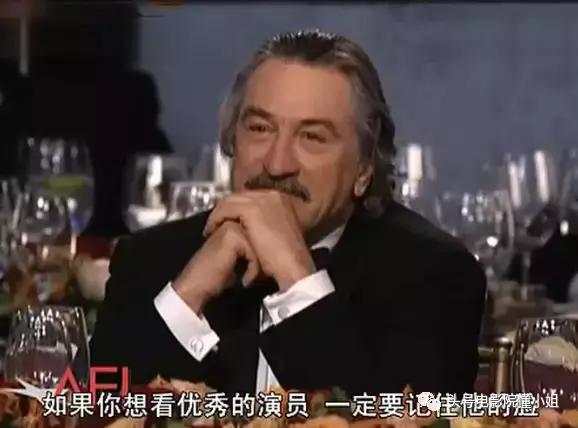 口碑火爆的小丑到底是怎样的神作,口碑炸裂的小丑是一部什么电影