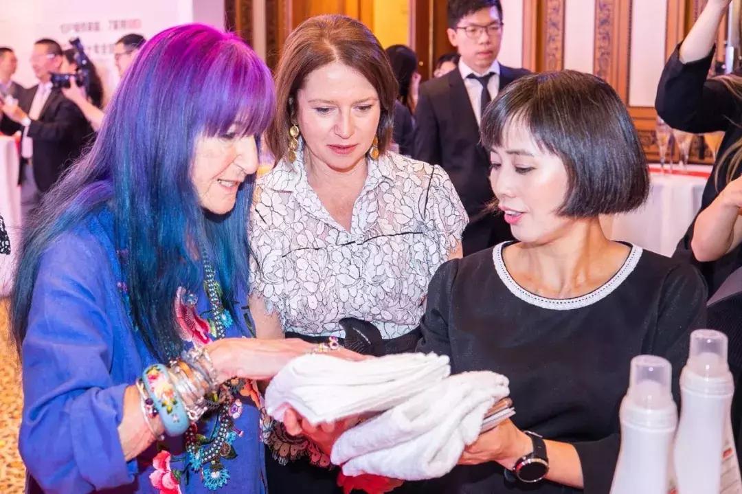 明星洗衣服的八卦，小S和古巨基到底谁更奇葩？