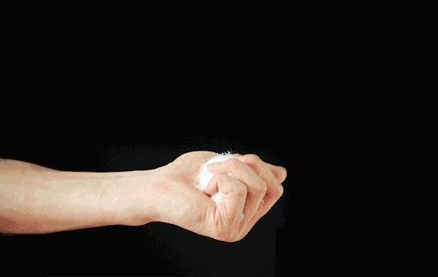 突然间觉得是不是该买件羽绒服了,要不要买羽绒服很纠结