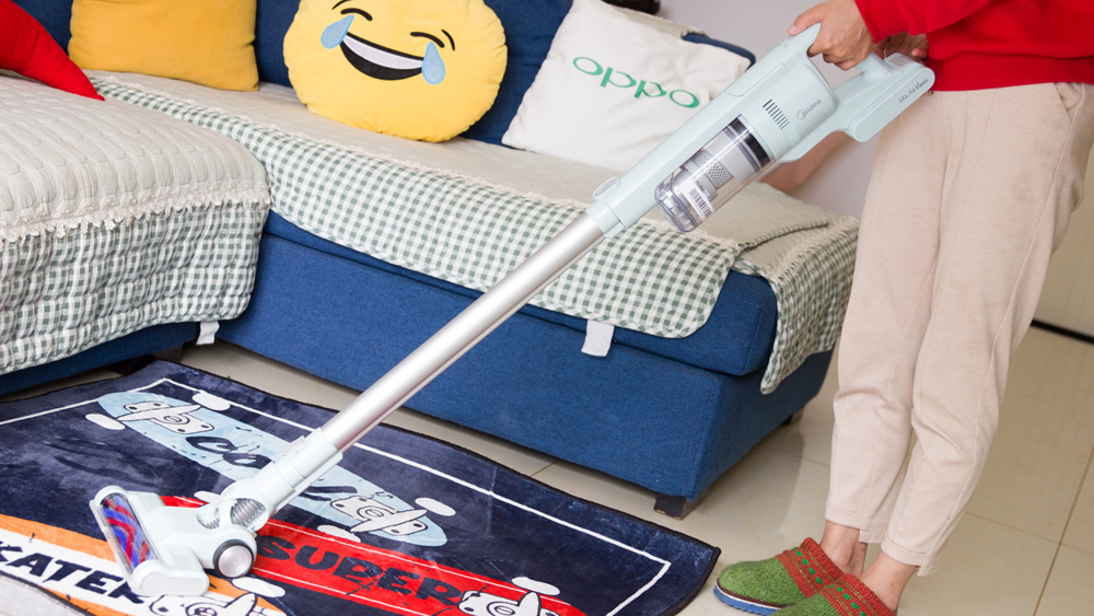 无线吸尘器评测哪款好,美的吸尘器和亿力吸尘器哪个好