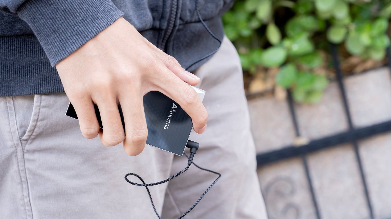 外观设计虐哭苹果手机的*放播**器使用起来什么感受？SR25使用分享