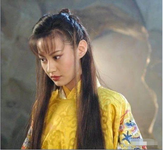 挤眉弄眼五官乱飞的演技,挤眉弄眼式演技