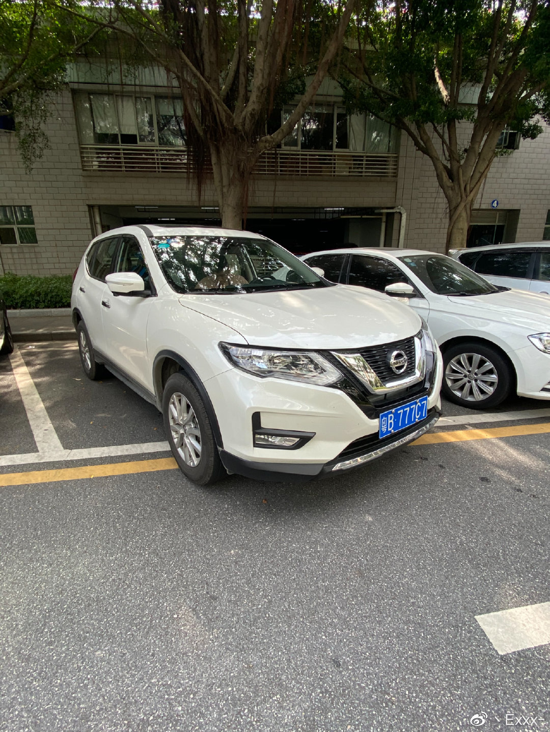 奇骏2020款2.0智联舒适版测试爬坡,2017款奇骏2.5cvt豪华驾驶感受