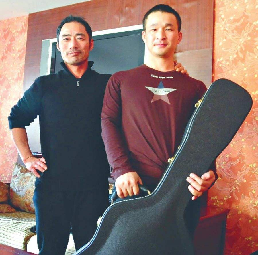 旭日阳刚王旭落寞歌手,旭日阳刚王旭和他的妻子