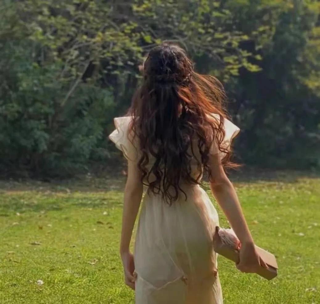 阿玛尼的口红袋子,阿玛尼口红袋子