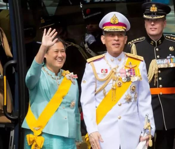 泰国公主诗琳通加冕,泰国王位诗琳通