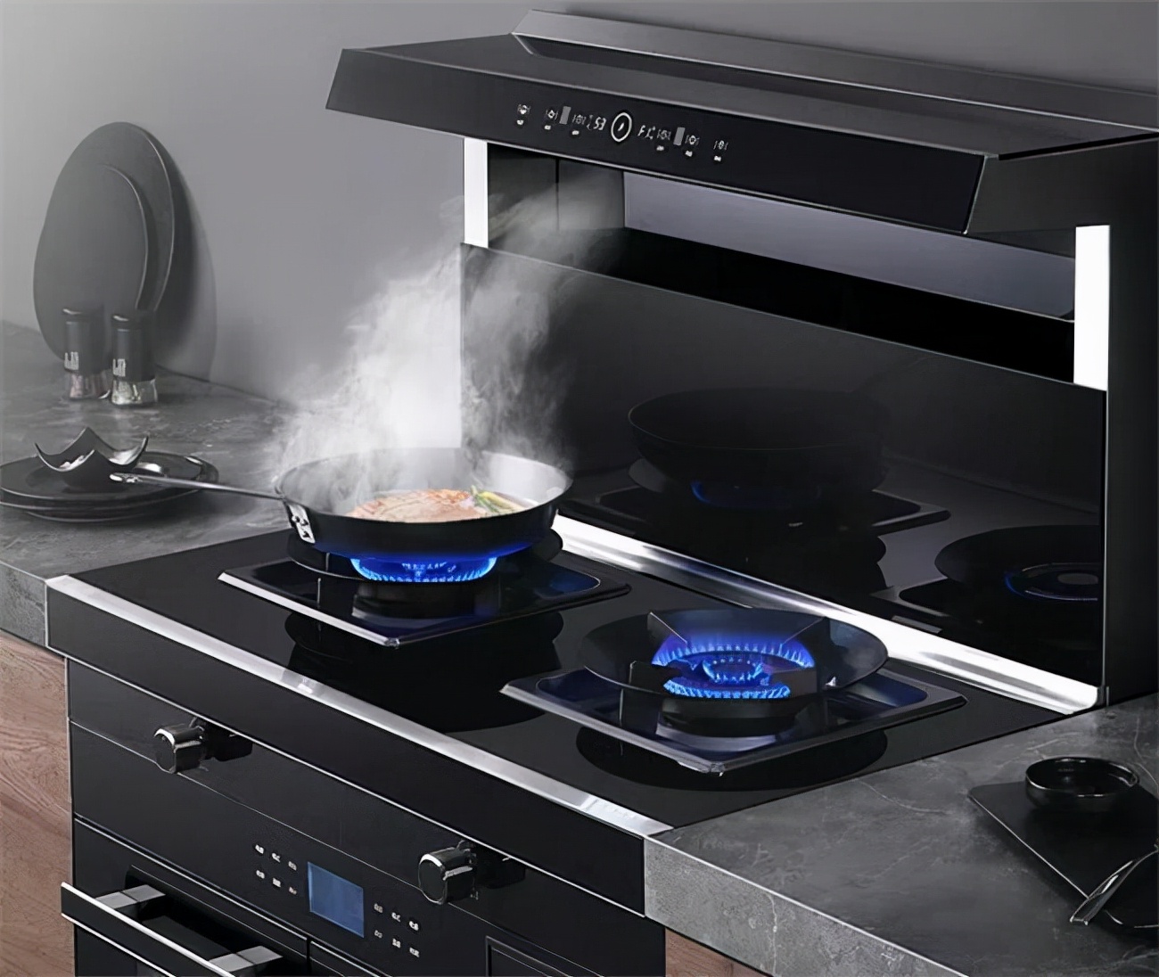 秋意重,寒色浓,欧板集成灶愿为你温暖心房